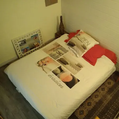 Nature Sous Les Chataigniers Vakantiehuis