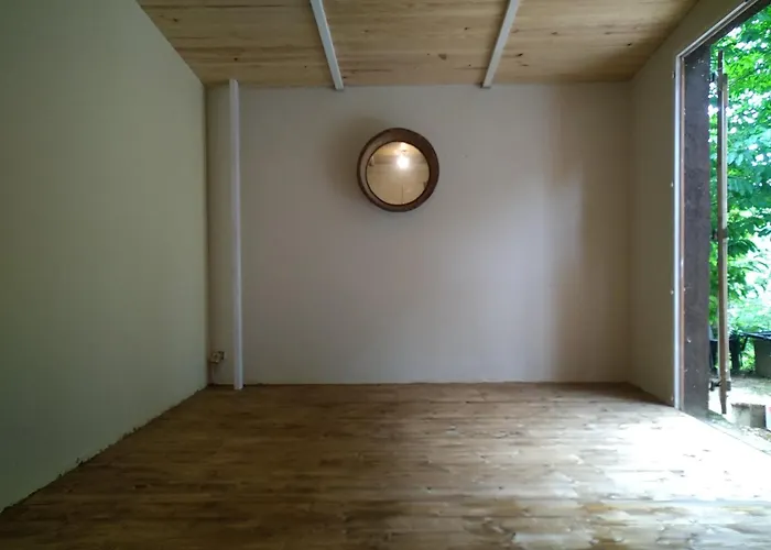 Holiday home Nature Sous Les Chataigniers *